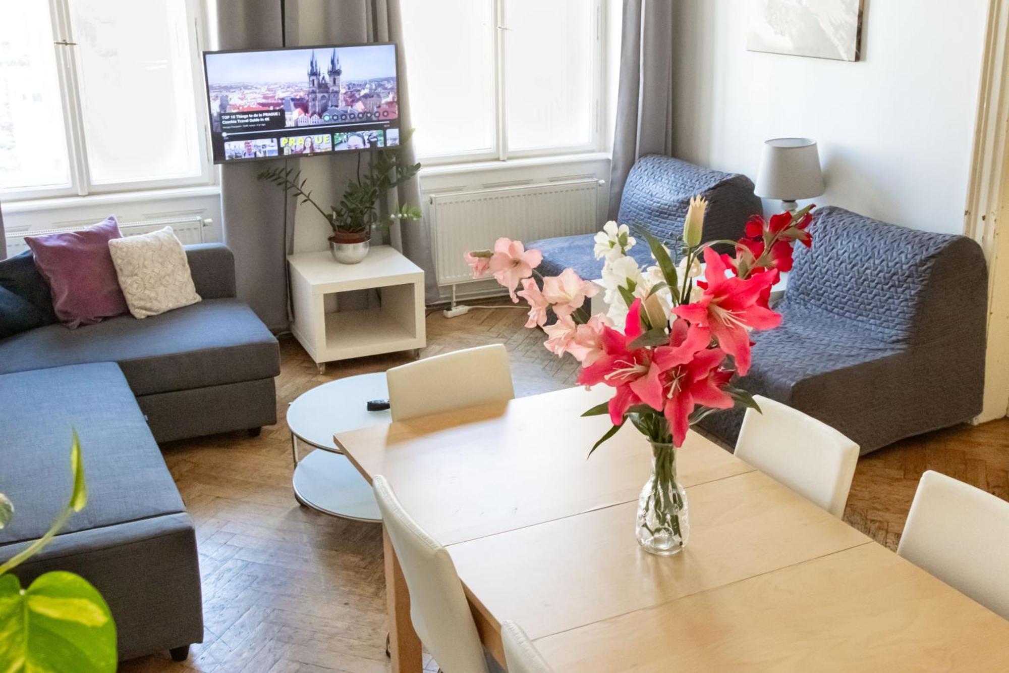 Apartments In Mala Strana - 10 Minutes From Charles Bridge 프라하 외부 사진