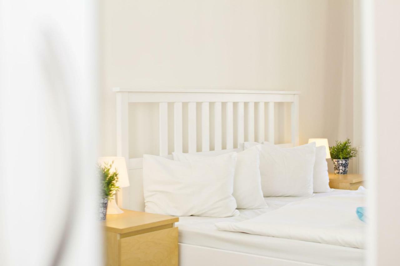 Apartments In Mala Strana - 10 Minutes From Charles Bridge 프라하 외부 사진
